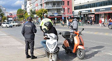 Uşak'ta bin 034 sürücüye para cezası kesildi