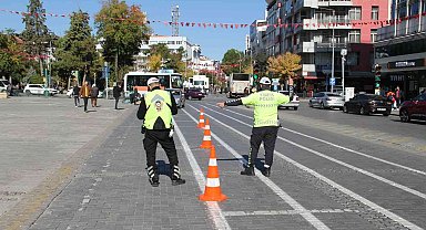 Uşak'ta bin 273 sürücüye para cezası kesildi
