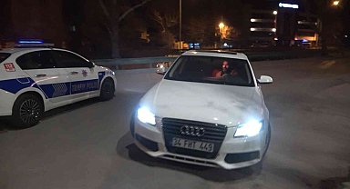 Uygulama noktasından kaçan sürücü cezadan kaçamadı