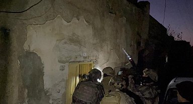 Uyuşturucu satıcılarına şafak operasyonu: 60 gözaltı