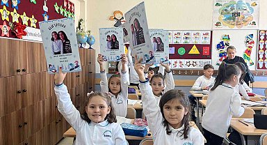 Vali Atik: "Öğrencilerimize bolca kitap okuyacakları keyifli bir tatil diliyorum"