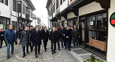 Vali Şahin'den Yeşilyurt'daki tarih ve kültür hizmetlerine tam not