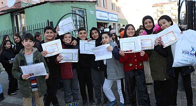 Van'da 324 bin öğrenci ve 18 bin öğretmen için yarıyıl tatili başladı
