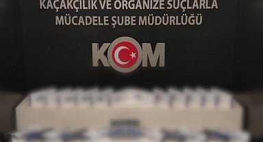 Van'da kaçak cep telefonu ve sigara ele geçirildi