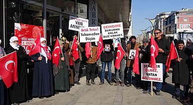 Vanlı ailelerin evlat nöbeti 53'üncü haftasına girdi