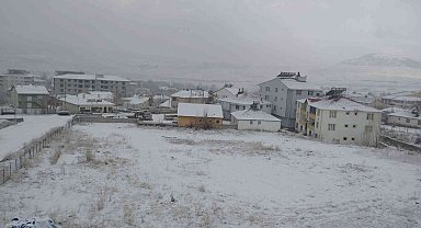 Varto'da kar yağışı