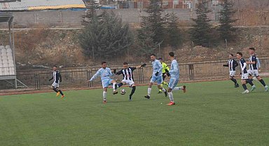 Yahyalı Gençlerbirliği: 1- Belsinspor: 4
