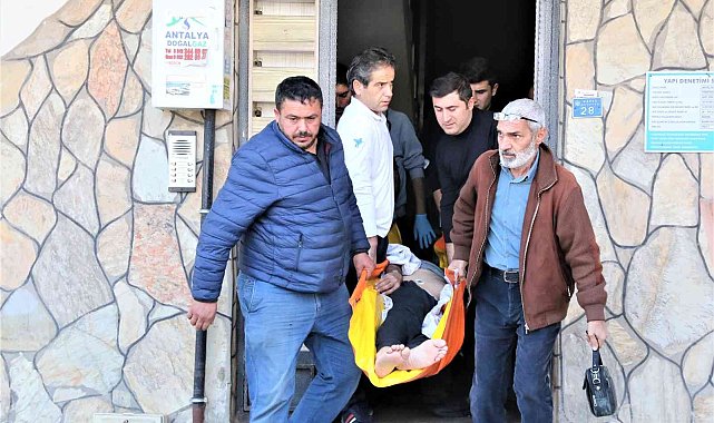 Yakınlarının haber alamadığı tır şoförü, evinde yarı baygın halde bulundu