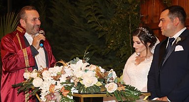 Yalova merkezde 2022'de bin 186 çift evlendi