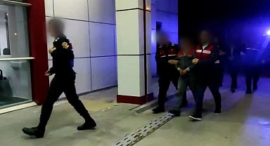 Yaşlı kadını gece maske takıp gasp ettiler, JASAT'a yakalandılar