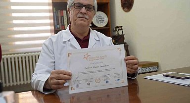 Yeni bir hastalık bulan Prof. Dr. Demirhan'a "Yenilikçi Temel Bilimler Ödülü"