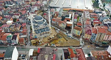 Yeni Mehmet Ali Paşa Camii'ne yeni meydan