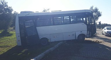Yolcu otobüsü ve otomobil çarpıştı: 3 yaralı