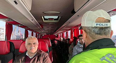 Yolculara emniyet kemerinin önemi anlatıldı
