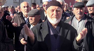 Yozgat'ta kar ve yağmur duasına çıkıldı