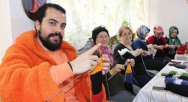 Yüksek lisanslı genç örgücü