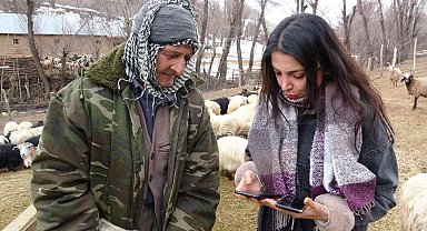 Yüksekovalı çiftçiler "Tarım Cebimde" uygulamasından memnun kaldı