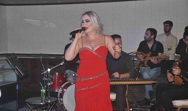 Yüksekovalılar yeni yıla eğlenerek girdi