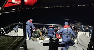 Yunanistan'ın ölüme ittiği 59 göçmen kurtarıldı