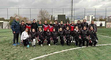 Zafer Sporlu 25 kadın futbolcu milli takım seçmelerine katıldı