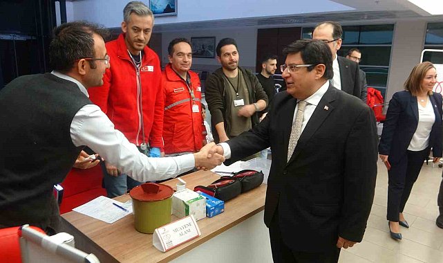 Adliye çalışanlarından kan bağışı seferberliği