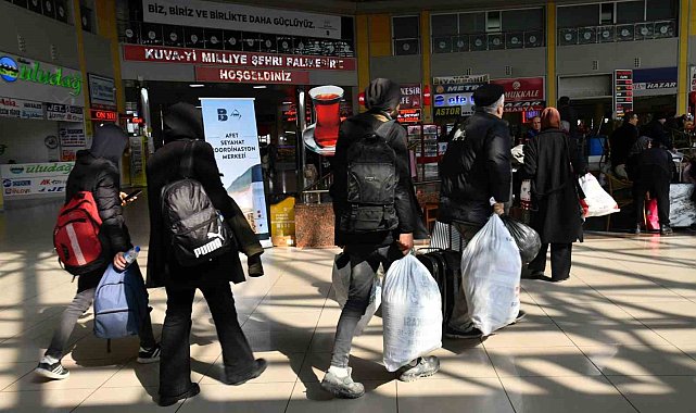 Balıkesir, depremzedeleri bağrına bastı