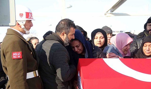 Bu fotoğrafta bulunan sadece bir kişi hayatta kaldı