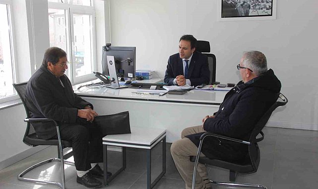 Bütün köy tek yürek olup ceplerinde ne varsa verdiler