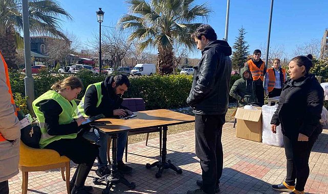 Büyükşehir, e- devlet hasar tespit sonuçları için bilgilendirme masaları kurdu