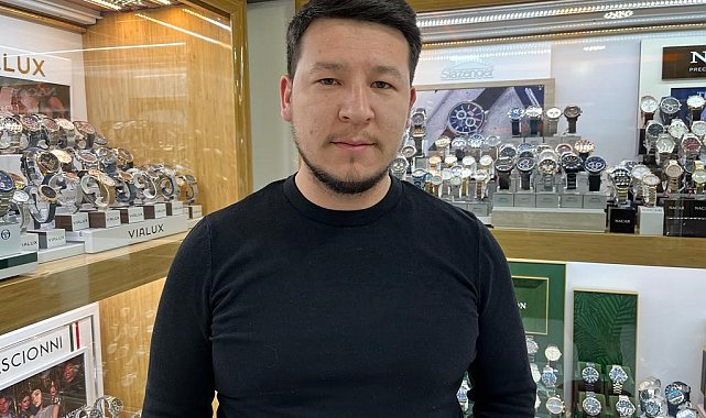 Depremden dolayı iptal olan Sevgililer Günü kutlamaları esnafı etkiledi