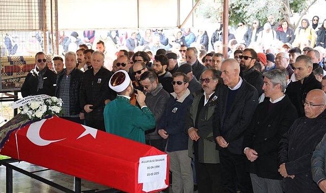 Depreme Antakya'da yakalanan genç kız bugün Marmaris'te defnedildi