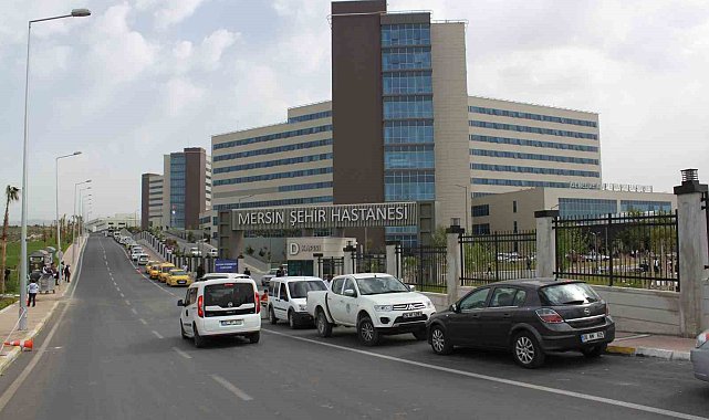 Depremin yükünü şehir hastaneleri sırtlanıyor