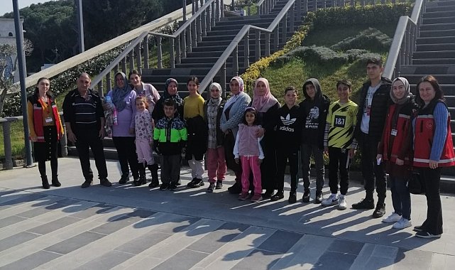 Depremzede vatandaşlar Adnan Menderes Demokrasi Müzesi'ni gezdi