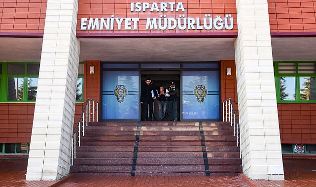 Depremzedeleri sahte kiralık ev ilanıyla dolandıran zanlı tutuklandı