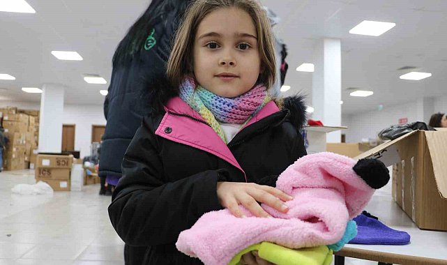 Edirne'den deprem bölgesine yardımlar sürüyor