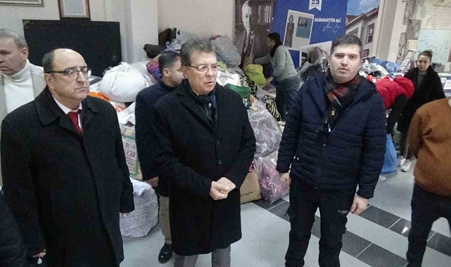 Edremit'ten deprem bölgesine yardım eli