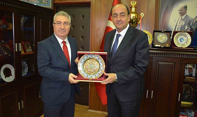 ERDEMİR Genel Müdürü Niyazi Aşkın Peker, Demirtaş'ı ziyaret etti