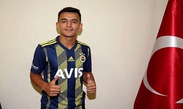 Fenerbahçe'nin genç futbolcusu Melih Bostan, Eskişehirspor'da