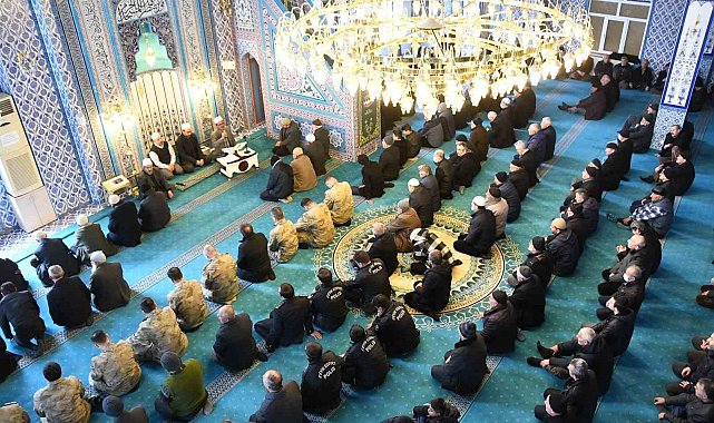 Gümüşhane'nin düşman işgalinden kurtuluşu programları iptal edilerek mevlit okutuldu