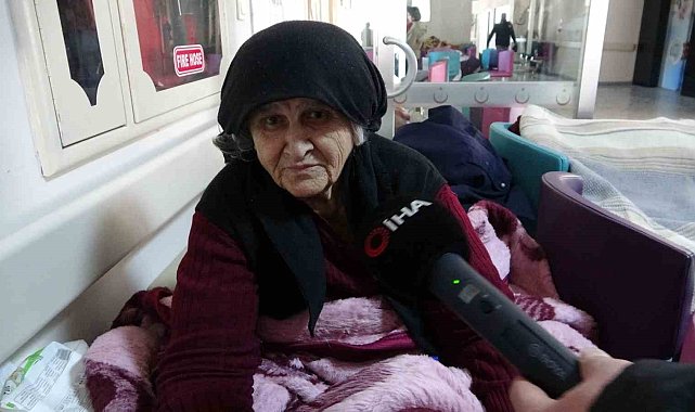 İki depremi de evinde yaşayan 73 yaşındaki Elif teyze o anları anlattı