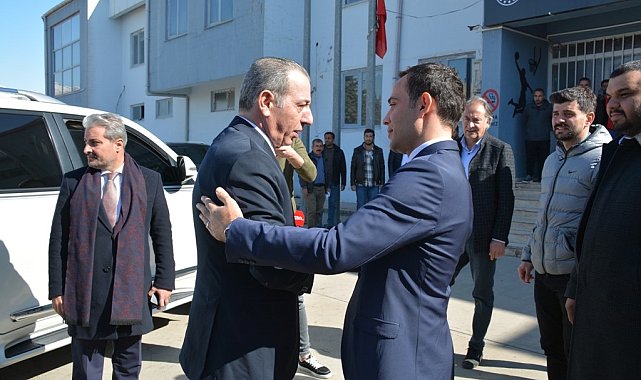 Irak Türkmen Bakanı Aydın Maruf depremzelere yardım için Silopi'de