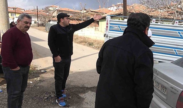 Kamyonetindeki hasarı gören öfkeli sürücüden şaşırtan istek: "Yakınlarını çağırın paramı versin"
