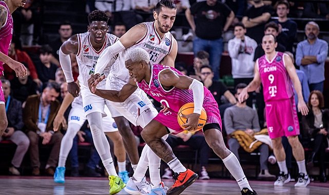 Karşıyakalı ve Aliağalı basketçilere milli davet