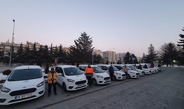 Kayseri Büyükşehir'den deprem bölgesine 10 araç desteği daha