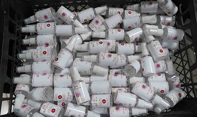 Keçiören Belediyesi deprem bölgesine hijyen kiti gönderdi