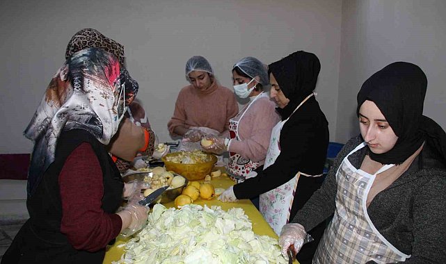 Kooperatif, kadınlara ekmek kapısı oldu