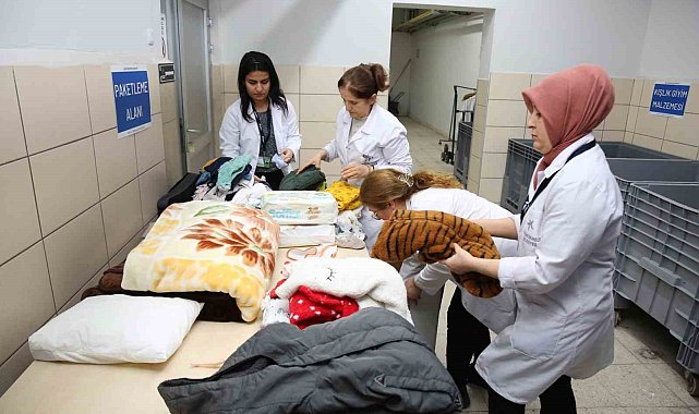 Küçükçekmece Belediyesinden deprem seferberliği: Bölgeye yardımlar sürüyor