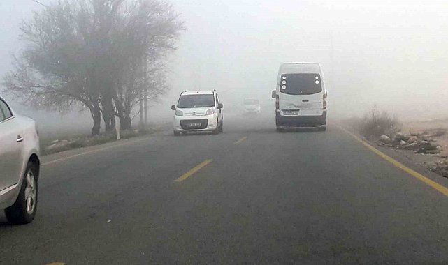 Menteşe'de sisli hava sürücüleri olumsuz etkiledi