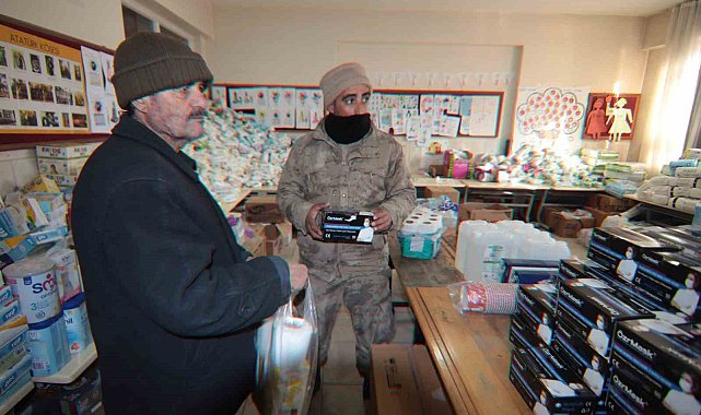 Okul 'market' oldu, güvenlik korucuları 'çalışan'