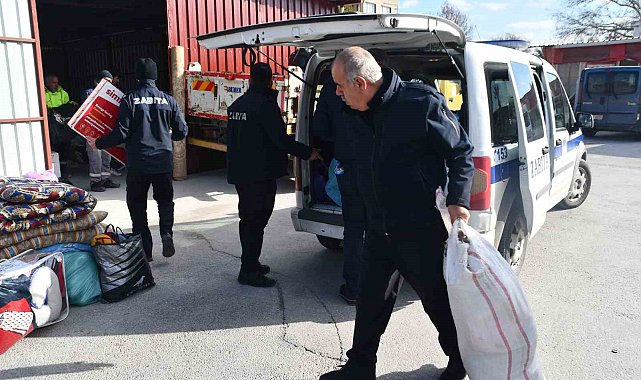 Sökeliler, deprem sonrası yardıma koştu